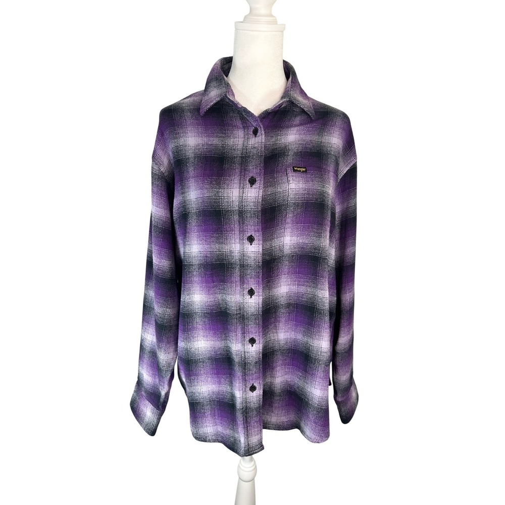 Wrangler Purple Black White Plaid Button-Up Shirt
